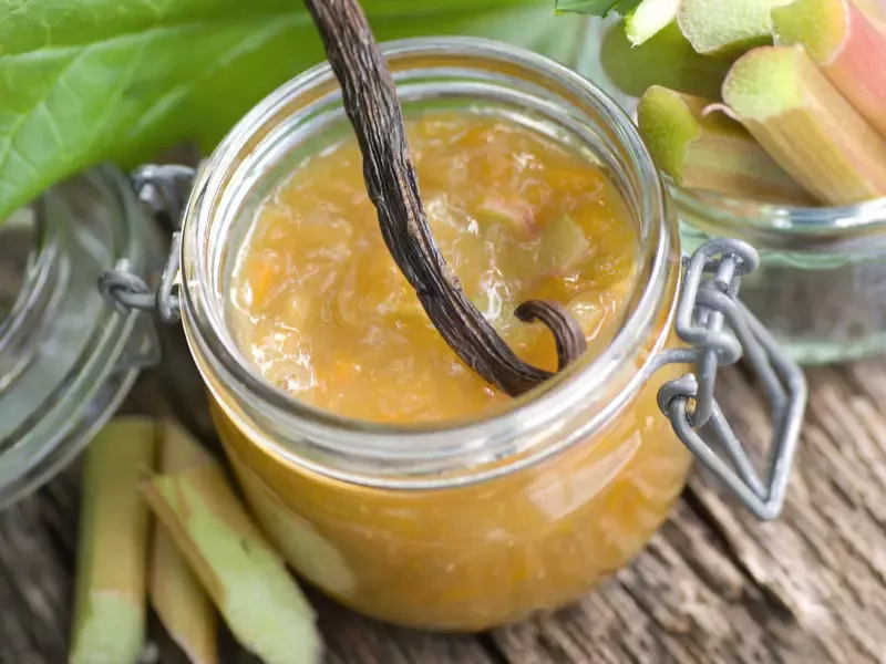 Confiture de rhubarbe à l&rsquo;ancienne : Saveurs d&rsquo;antan