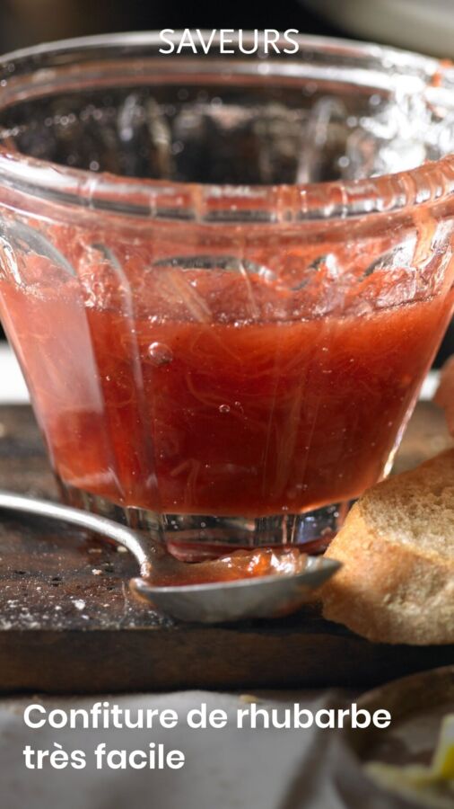 Préparation confiture rhubarbe