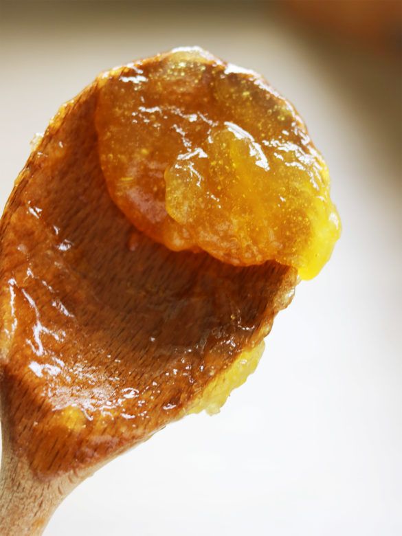 Confiture artisanale de prune jaune
